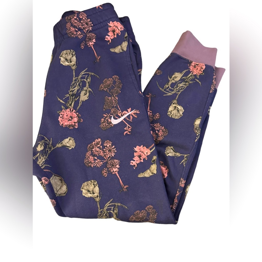 Nike Sportswear Club Fleece Pants Floral Purple